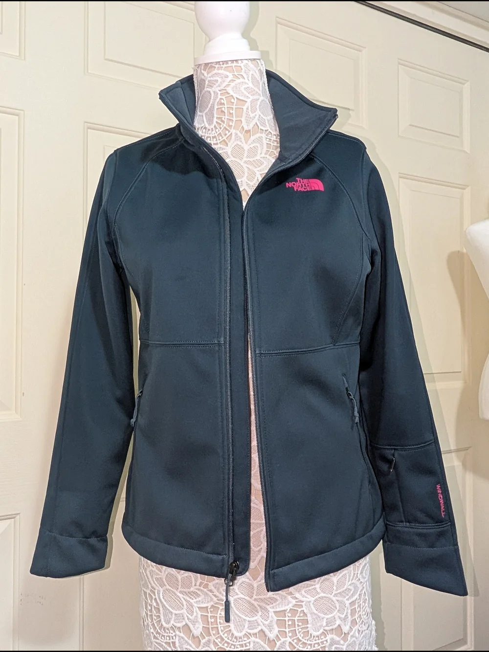 The North Face WindWall Softshell Fleece Jacket S